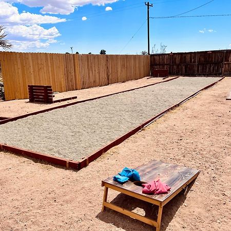 Private Jt Cabin - Ev L2 Station, Hammocks, Fire Pit, Bbq, Bocce Ball, Cornhole ユッカ・バレー エクステリア 写真