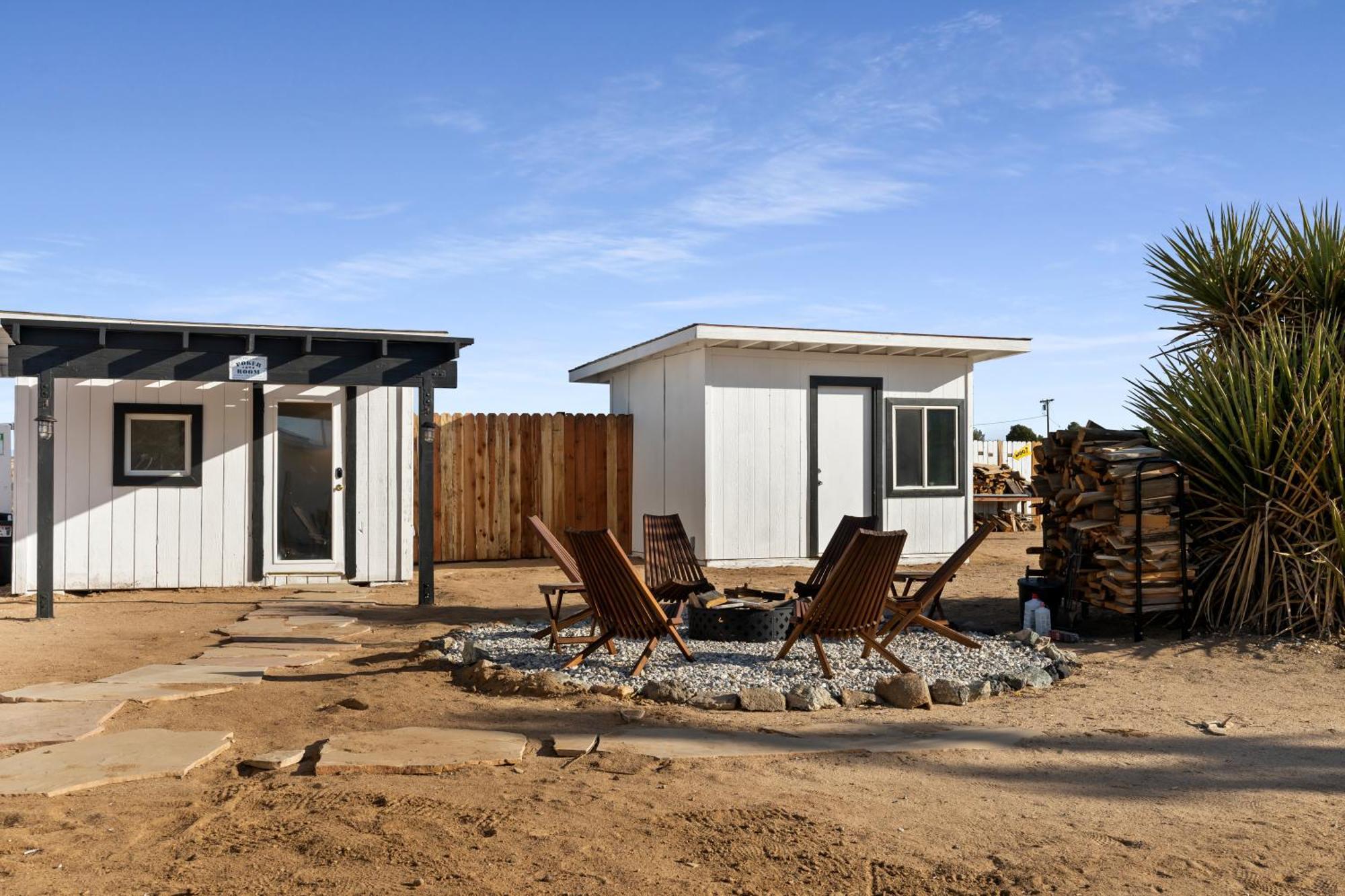Private Jt Cabin - Ev L2 Station, Hammocks, Fire Pit, Bbq, Bocce Ball, Cornhole ユッカ・バレー エクステリア 写真