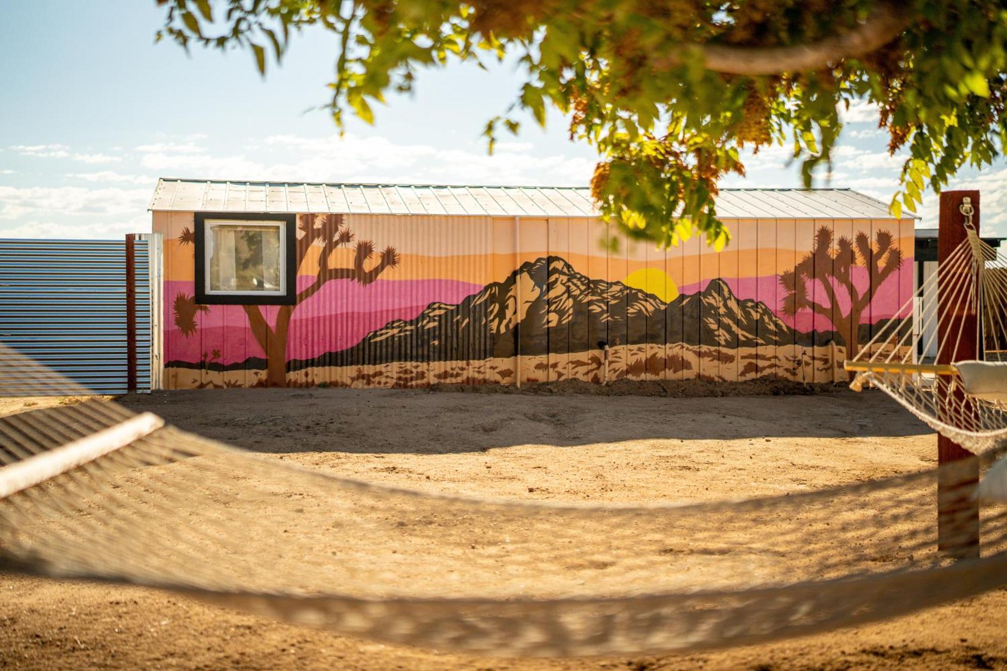Private Jt Cabin - Ev L2 Station, Hammocks, Fire Pit, Bbq, Bocce Ball, Cornhole ユッカ・バレー エクステリア 写真