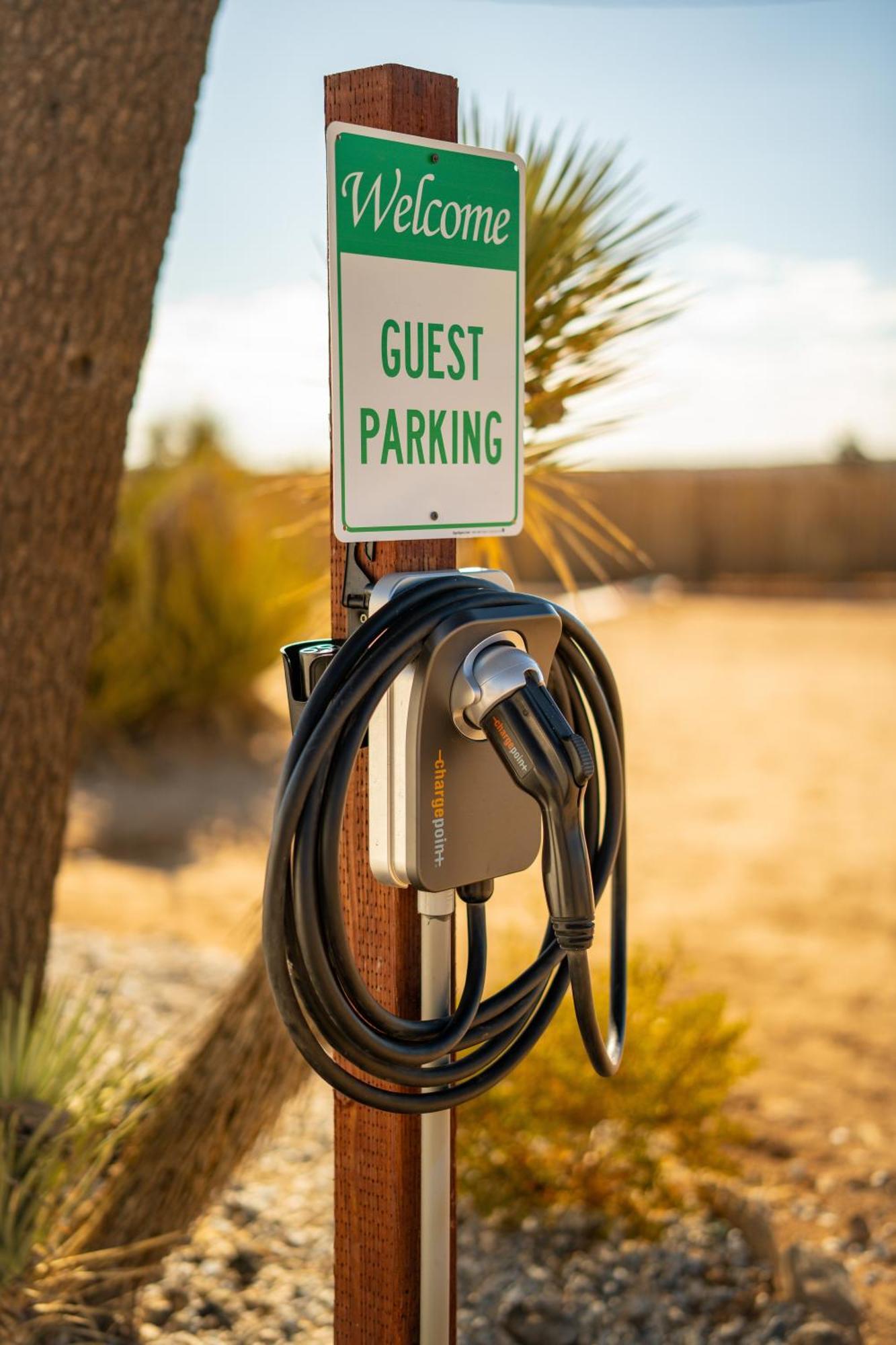 Private Jt Cabin - Ev L2 Station, Hammocks, Fire Pit, Bbq, Bocce Ball, Cornhole ユッカ・バレー エクステリア 写真